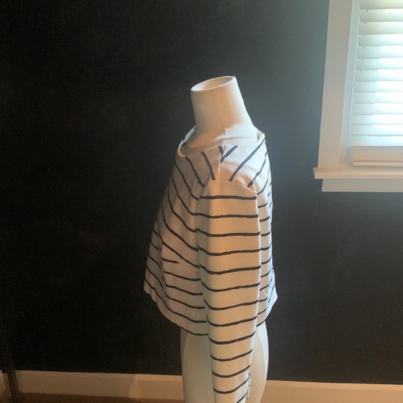 Elizabeth & James cropped striped top - Picture 2 of 8